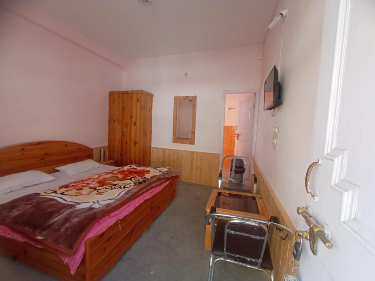 Snow Oak Guest House Kasol Εξωτερικό φωτογραφία