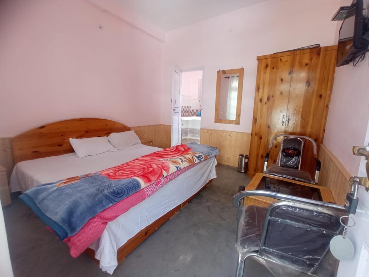 Snow Oak Guest House Kasol Εξωτερικό φωτογραφία