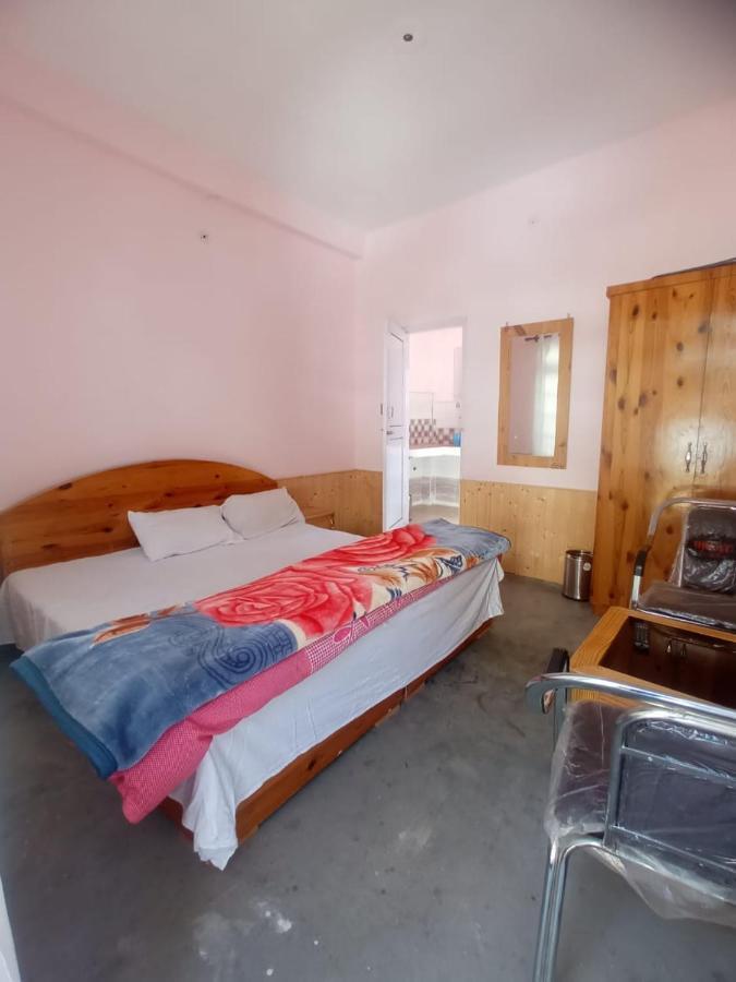Snow Oak Guest House Kasol Εξωτερικό φωτογραφία